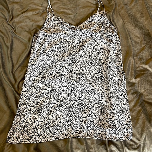 GAP light weight tunic - Picture 2 of 4